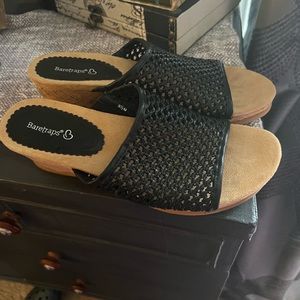 NWOB summer wedges black 9.5m